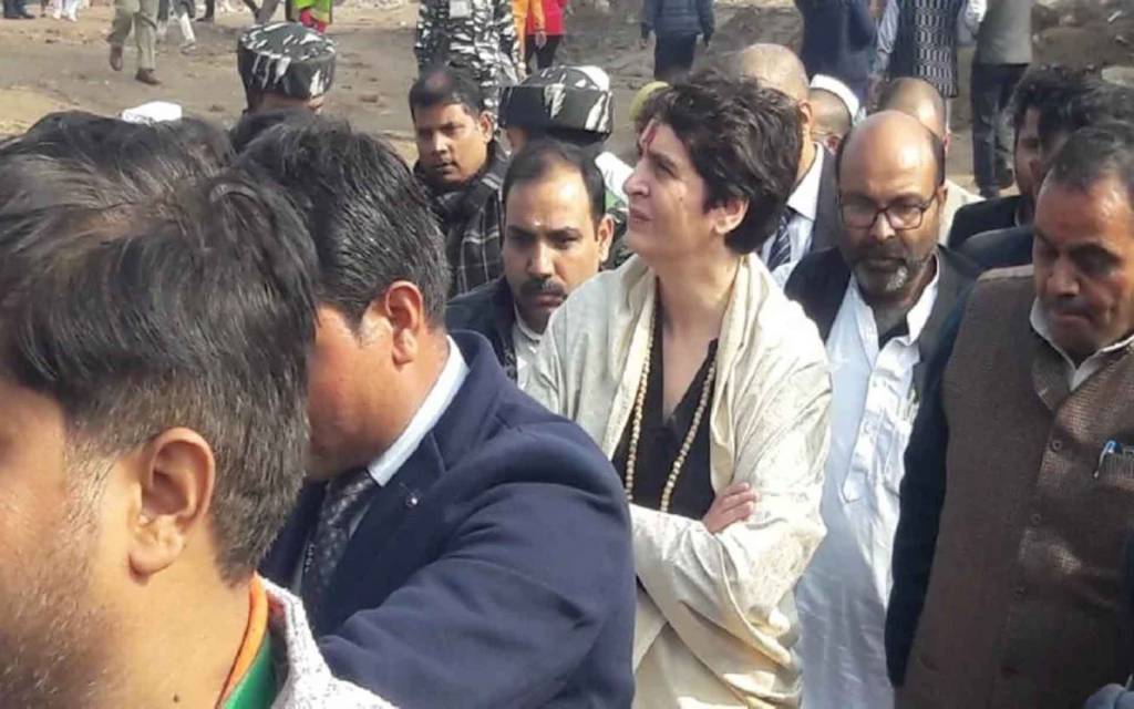 वाराणसी: कांग्रेस सरकार आई तो हटाएंगे CAA और NRC: प्रियंका गाँधी