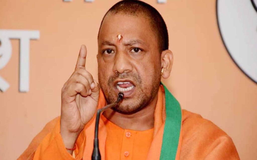 Breaking: सीएम योगी का बड़ा फैसला, दूसरे राज्यों में फंसे यूपी के मजदूरों को वापस लाएगी सरकार