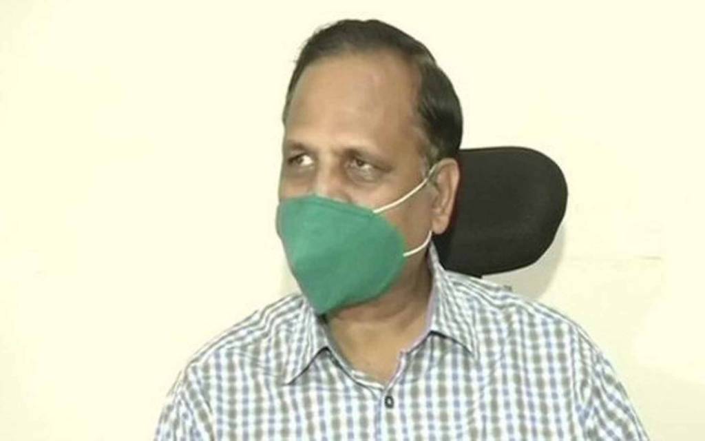 कोरोना पॉजिटिव दिल्ली के स्वास्थ्य मंत्री सत्येंद्र जैन ऑक्सीजन सपोर्ट पर, अब दी जाएगी प्लाज्मा थेरेपी