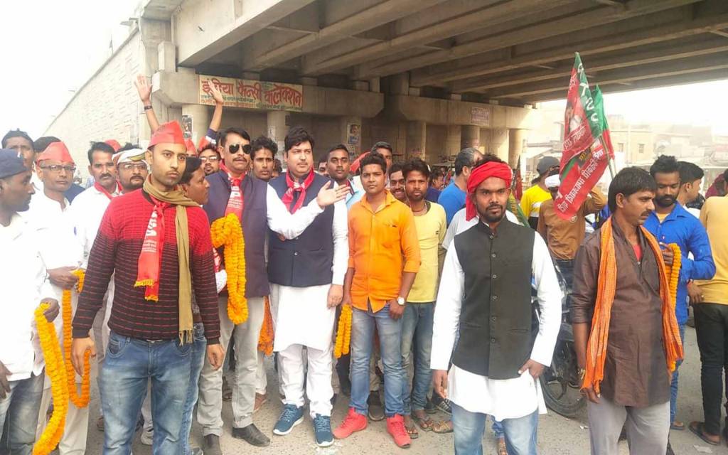 वाराणसी: राष्ट्रीय क्रांतिकारी समाजवादी पार्टी के मानवाधिकार प्रकोष्ठ के राष्ट्रीय अध्यक्ष का जोरदार स्वागत