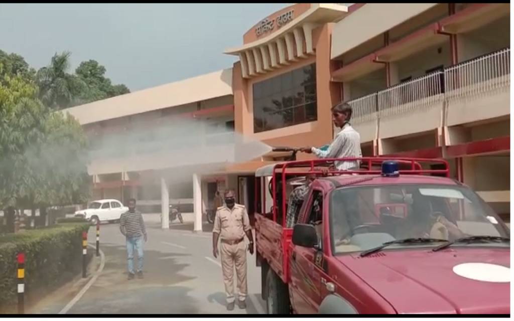 वाराणसी: CM Yogi के दौरे को लेकर जिला प्रशासन के किया चाक चौबंद इंतजाम