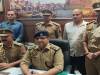 वाराणसी में एटीएम बदलकर टप्पेबाजी करने वाला गिरफ्तार, 34 बैंकों के कार्ड बरामद