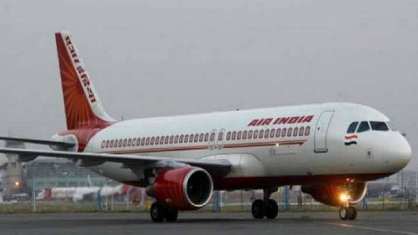 इटली से अमृतसर आए Air India flight में 182 में से 100 पैसेंजर निकले कोरोना पॉजिटिव