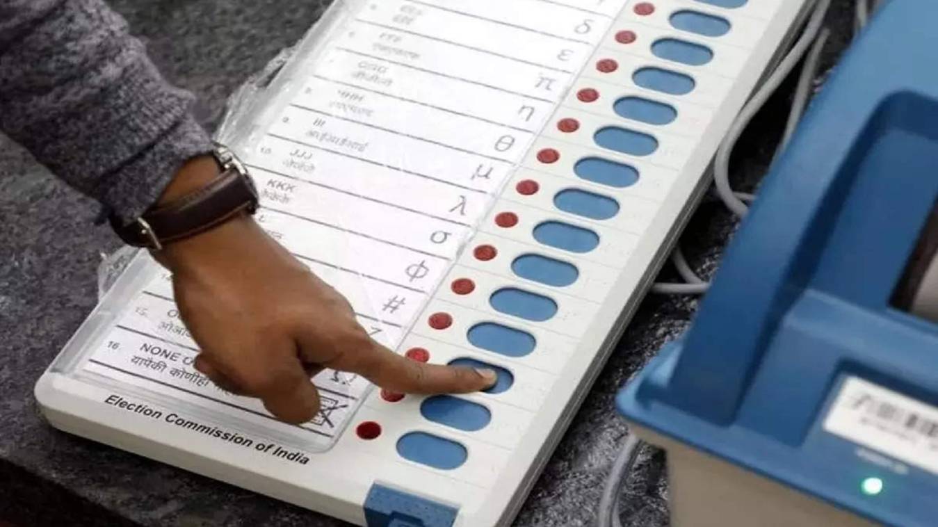 वाराणसी में कल शाम छह बजे थमेगा चुनाव प्रचार, सात मार्च को सुबह 7 बजे से होगी वोटिंग 