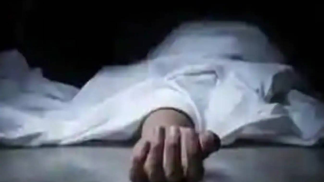 गेस्टहाउस के कमरे में मिला कारोबारी का शव