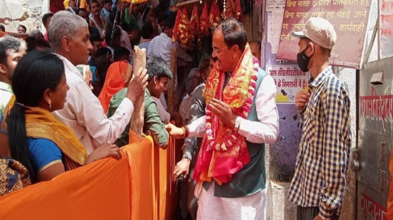 चैत्र नवरात्र के पहले दिन विंध्य धाम में डिप्टी सीएम केशव प्रसाद मौर्य ने लगाई हाजिरी