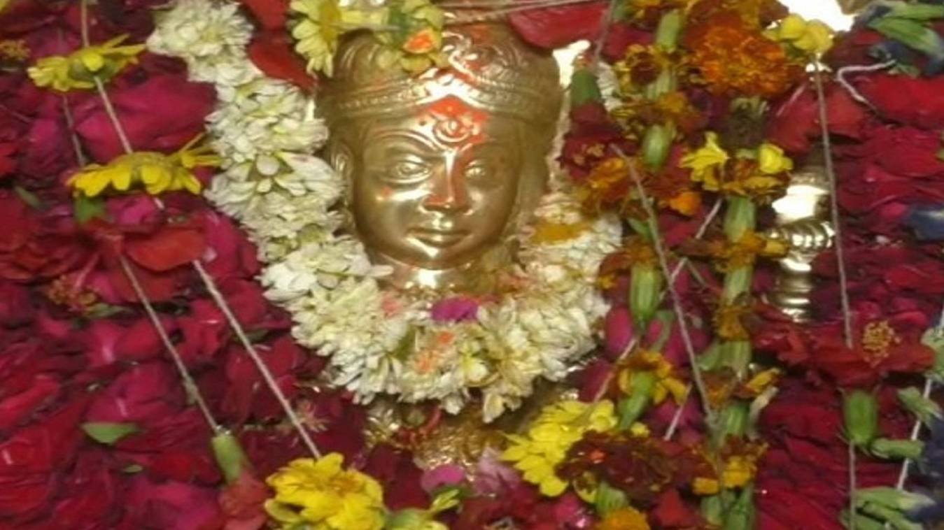 चैत्र नवरात्रि का छठा दिन: वाराणसी में मां चंद्रघंटा और सौभाग्य गौरी के दर्शन-पूजन को उमड़े श्रद्धालु