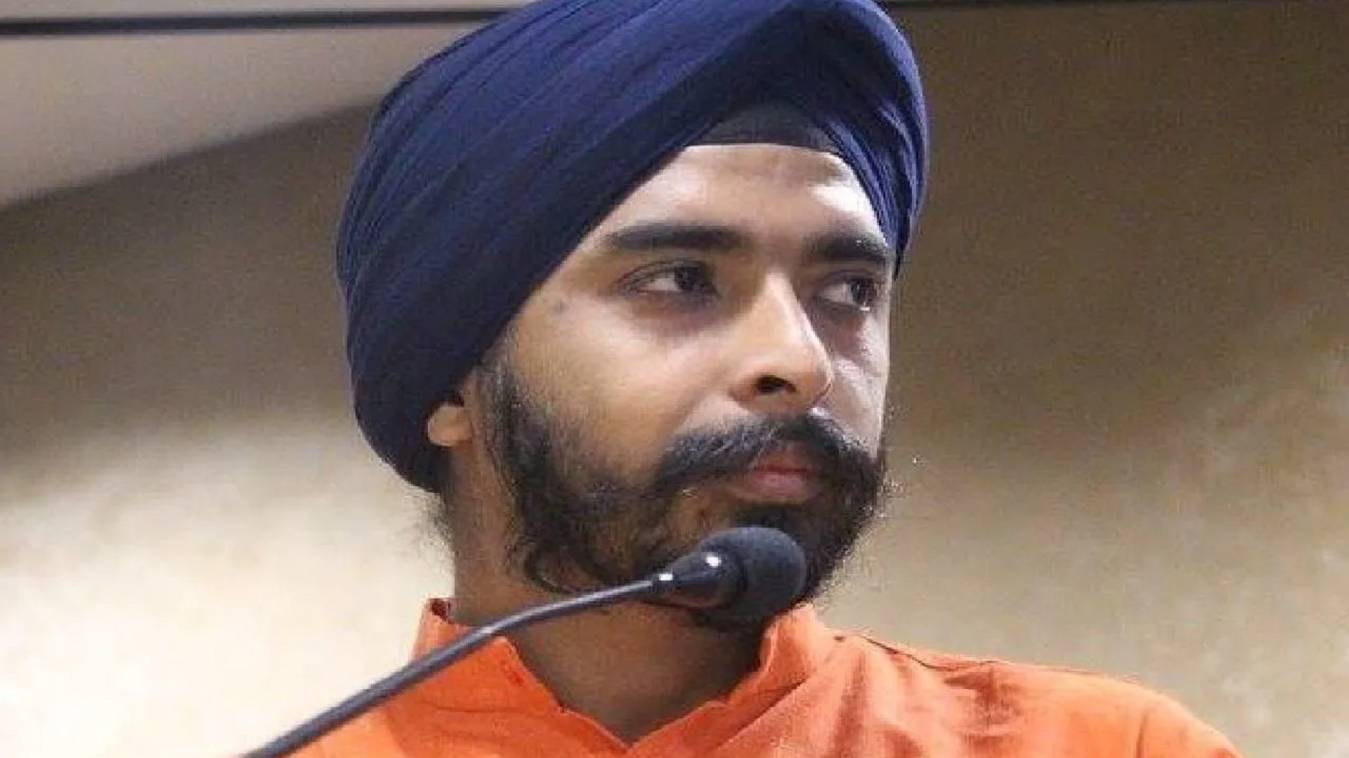 पंजाब पुलिस ने BJP नेता तेजिंदर पाल सिंह बग्गा को किया गिरफ्तार