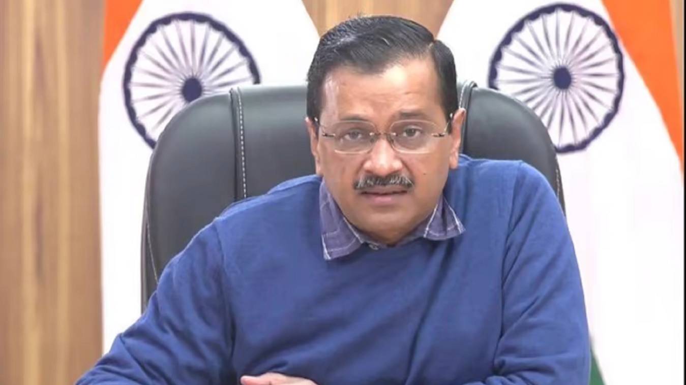 जाने क्यों...केजरीवाल ने भंग कि गुजरात इकाई