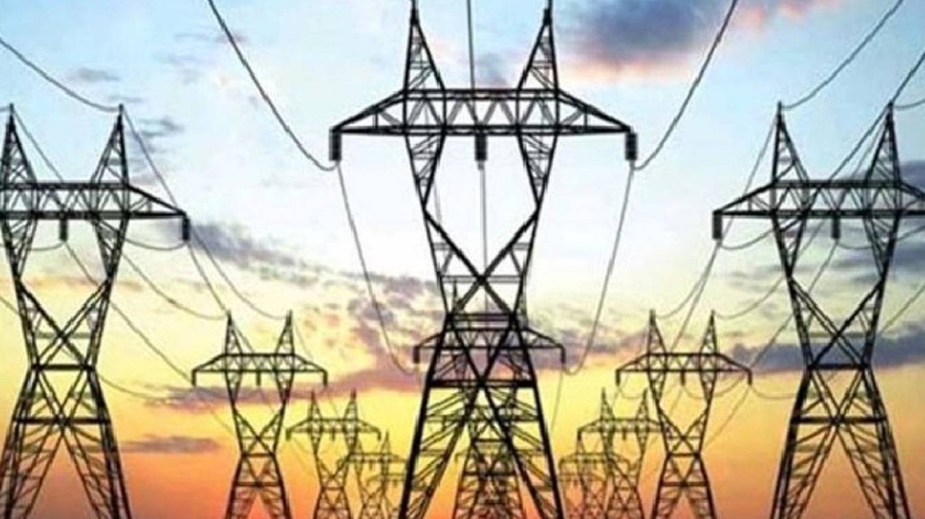 जौनपुर में बाइक पर टूट कर गिरा हाईटेंशन तार, युवक की दर्दनाक मौत