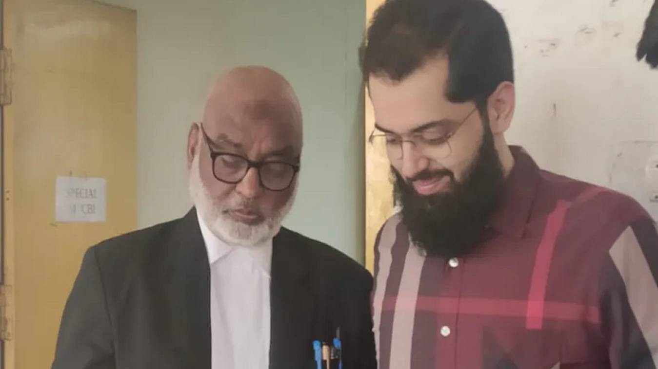 माफिया अतीक अहमद के बेटे ने CBI court में किया सरेंडर, मारपीट-अपहरण के मामले में है आरोपी