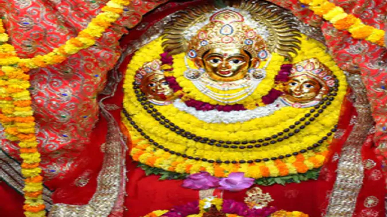 शारदीय नवरात्रि की नवमी पर काशी में देवी सिद्धिदात्री और महालक्ष्मी गौरी के दरबार में उमड़े भक्त