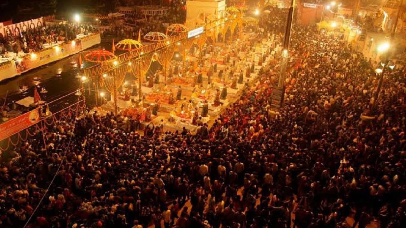 इस बार अद्भुत होगा काशी का देव दीपावली: 21 लाख दीपों से जगमगाएंगे घाट, पर्यटन मंत्री होंगे मुख्य अतिथि