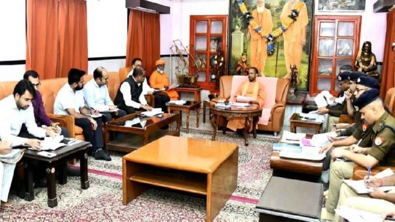 सीएम योगी आदित्यनाथ ने कहा, खिचड़ी मेले में गांवों तक मिलेगी श्रद्धालुओं को परिवहन की सुविधा