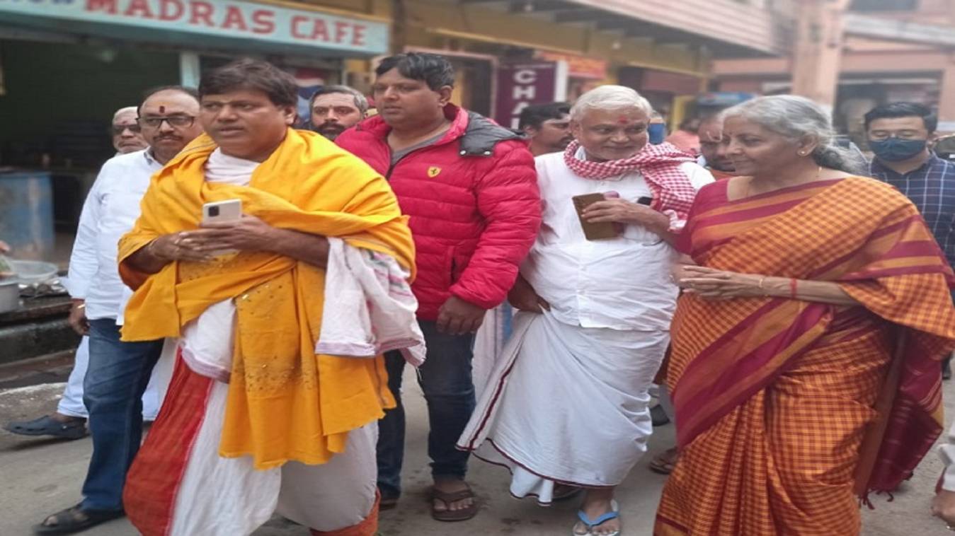 केंद्रीय वित्त मंत्री निर्मला सीतारमण वाराणसी दौरे पर, तमिल प्रभाव के मंदिरों का भ्रमण कर विद्यार्थियों संग करेंगी संवाद
