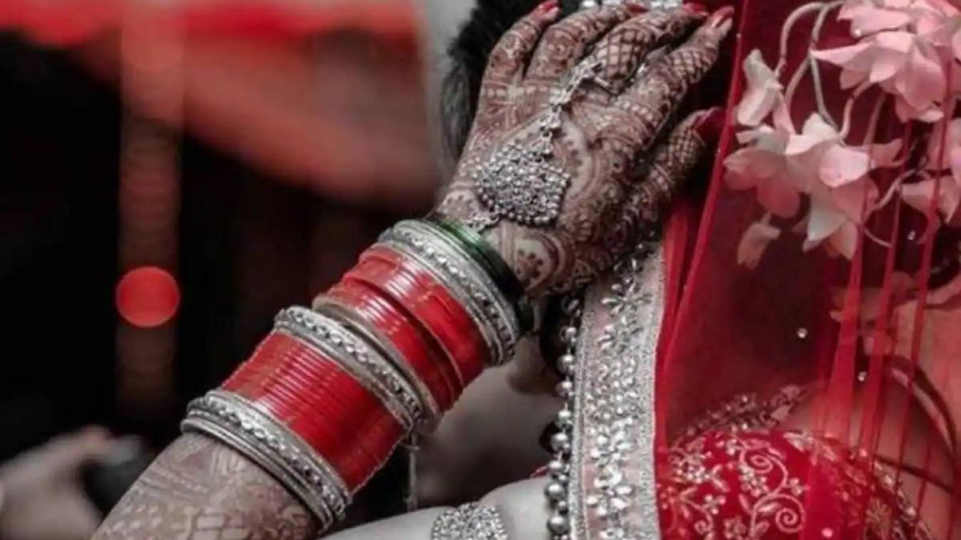 लड़की पक्ष करता रहा बारात का इंतजार, एडीएम दूल्हा लापता