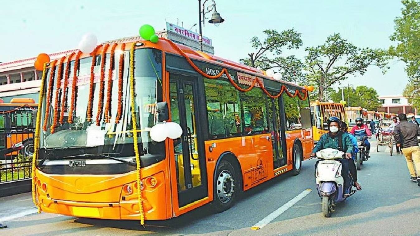 वाराणसी में ई-बसों और सिटी बसों के लिए बनेगा मासिक पास