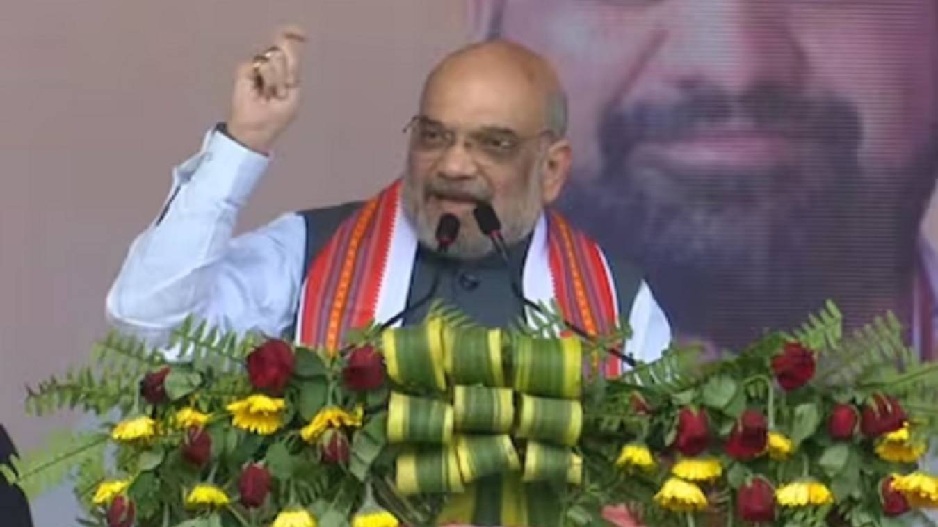 बिहार के नवादा में गरजे अमित शाह, कहा- दंगा करने वालों को उल्टा लटकाकर सीधा कर देंगे...