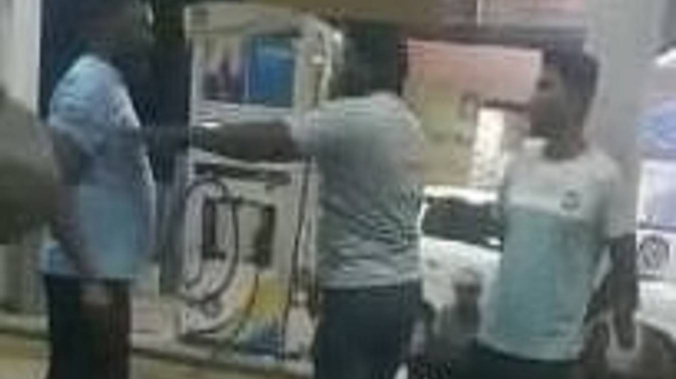 varanasi: अवैध खनन को लेकर हिस्ट्रीशीटर का धमकी भरा वीडियो वायरल