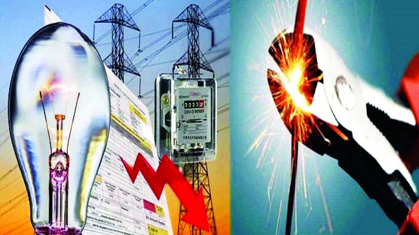 बनारस में हर घंटे बिजली की ढ़ोल, भीषण गर्मी खोल रही ढोल की पोल