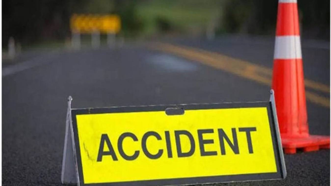  दवा लेकर पैदल जा रहा था शख्स, अज्ञात वाहन की ठोकर से हुआ घायल