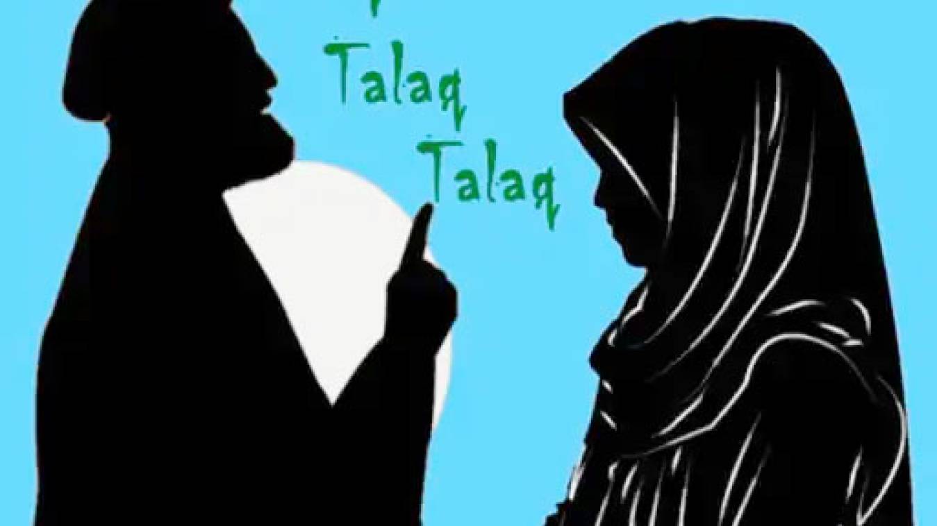 पति ने कुवैत से दिया ट्रिपल तलाक: पीड़िता को ससुराल वालों ने घर से निकाला