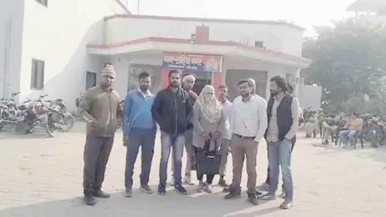 नर्स को अगवा कर गैंगरेप