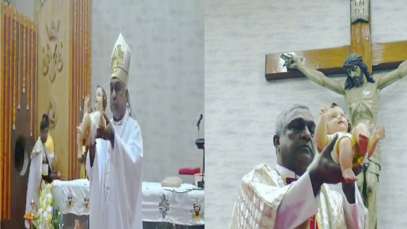 काशी के गिरजाघरों में गूंजा "मैरी क्रिसमस", सजाई गई प्रभु यीशु की झांकी