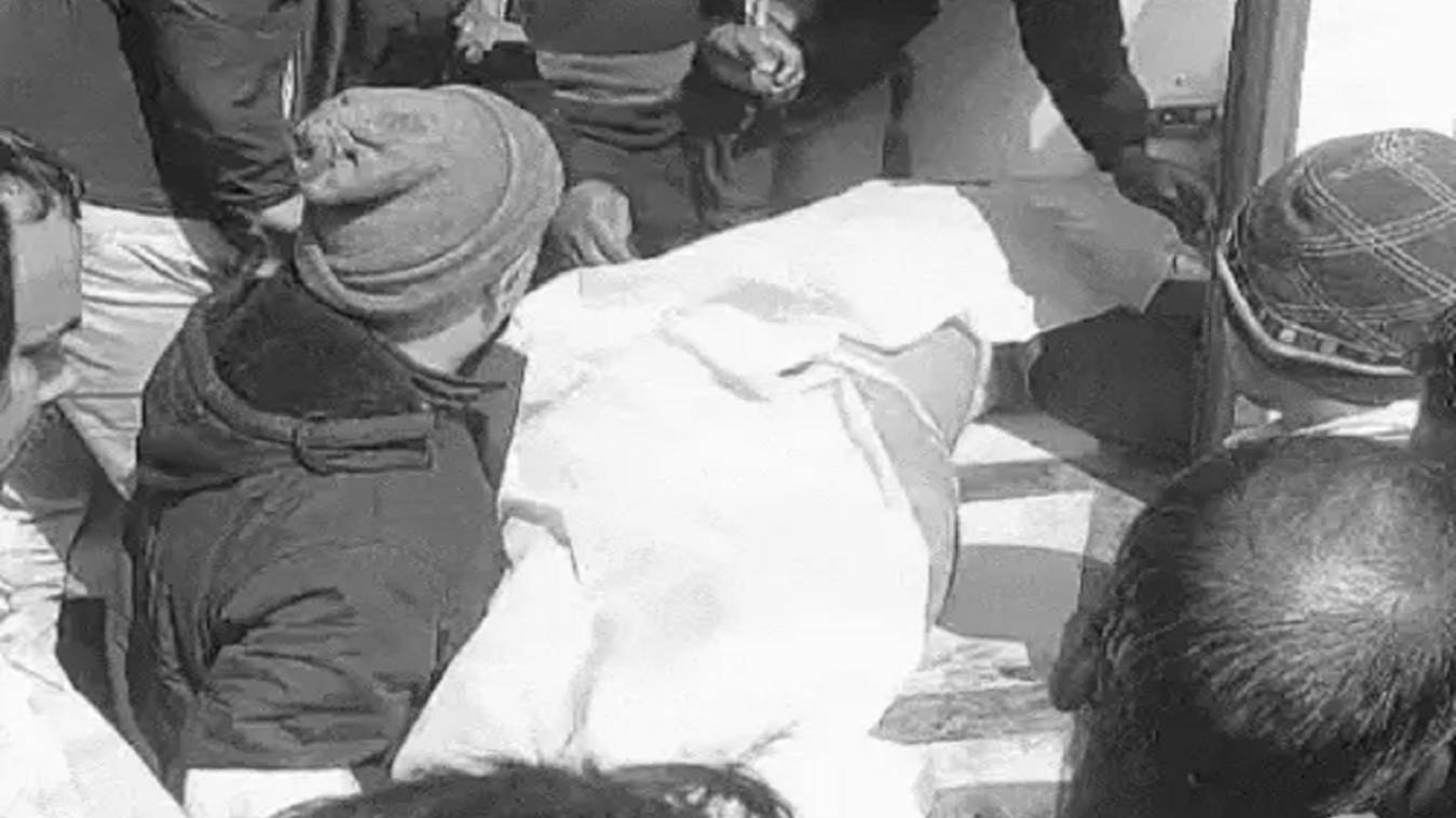  ट्रेलर से टकराकर बाइक सवार दो होमगार्ड की मौत, ड्यूटी कर लौट रहे थे घर