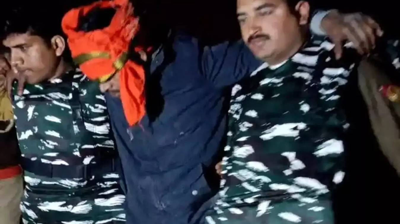 पुलिस मुठभेड़ में  25 हजार का इनामी हिस्ट्रीशीटर गिरफ्तार, साथी फरार 