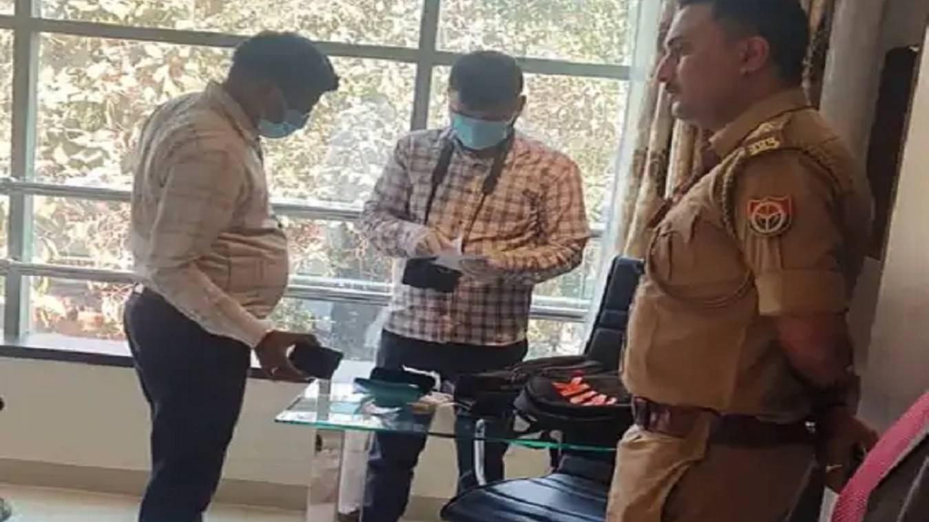 वाराणसी के होटल में मिला विदेशी टूरिस्ट का शव, आस्ट्रेलिया से घूमने आया था काशी 