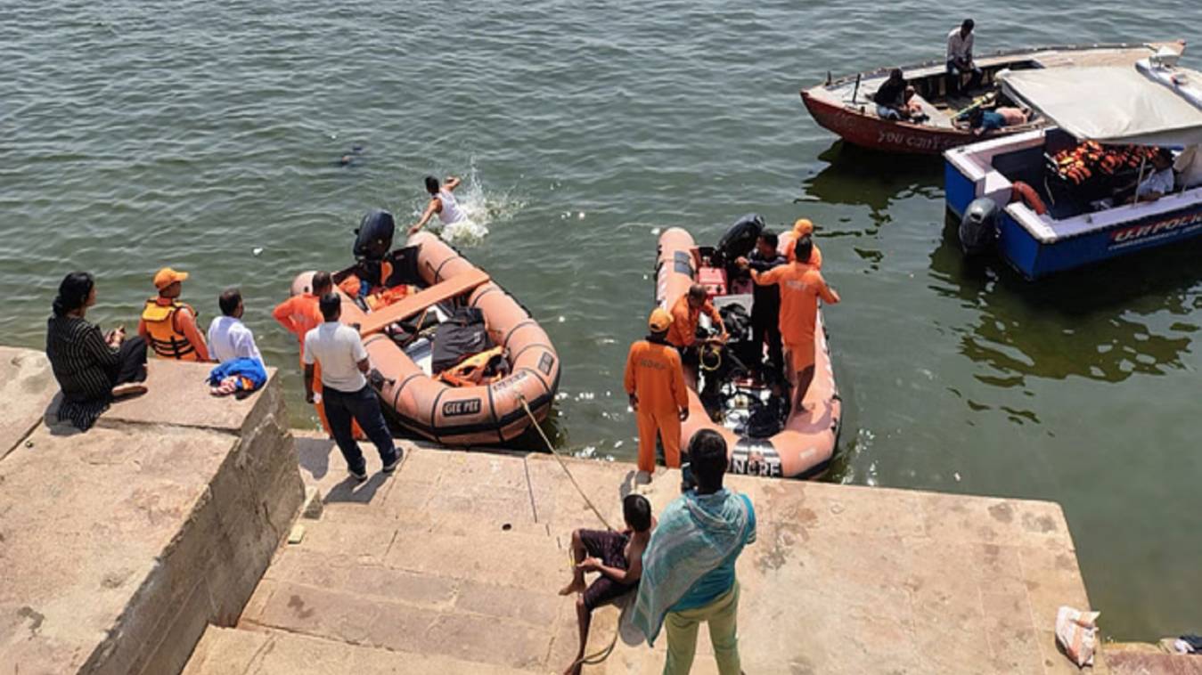 बस्ती से काशी घूमने आये युवक की गंगा स्नान के दौरान डूबने से मौत, एनडीआरएफ ने निकाला शव