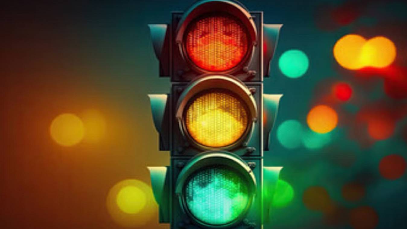    वाराणसी शहर में जाम की समस्या से जल्द ही मिलेगी निजात, 57 नए चौराहों पर लगेंगी ट्रैफिक लाइटें, सिटी कमांड कंट्रोल से होगी निगरानी