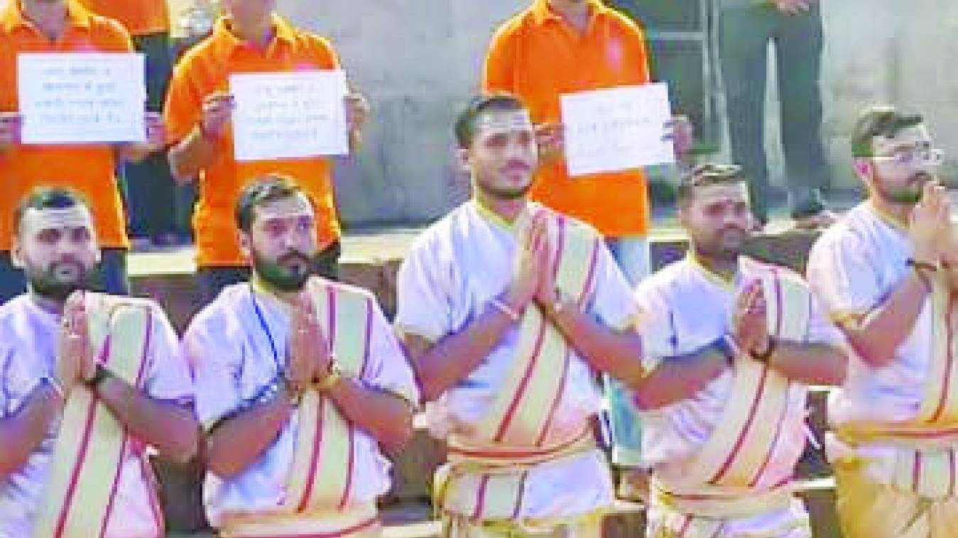 पहलगाम आतंकी हमले से चहुंओर शोक की लहर