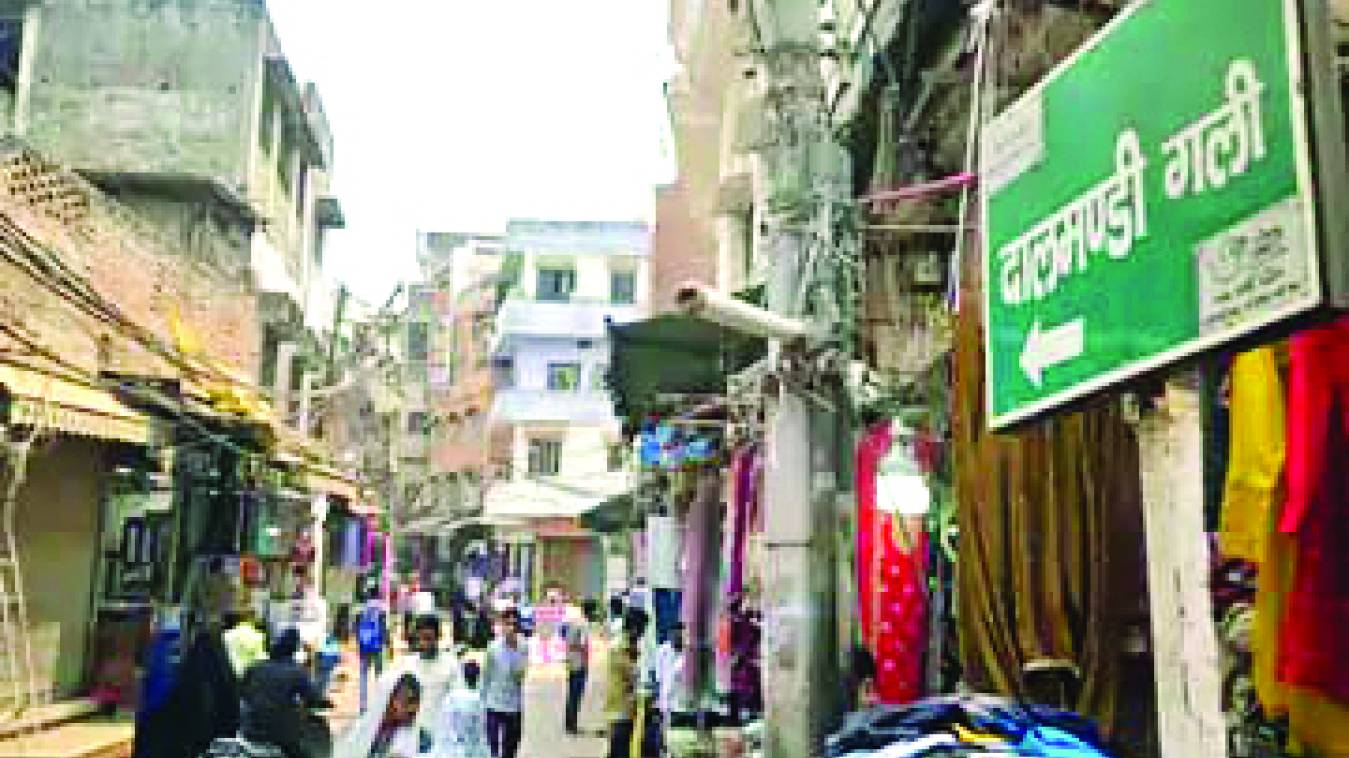 बड़ा फैसला : दालमंडी में 189 मकान तोड़ने पर रोक