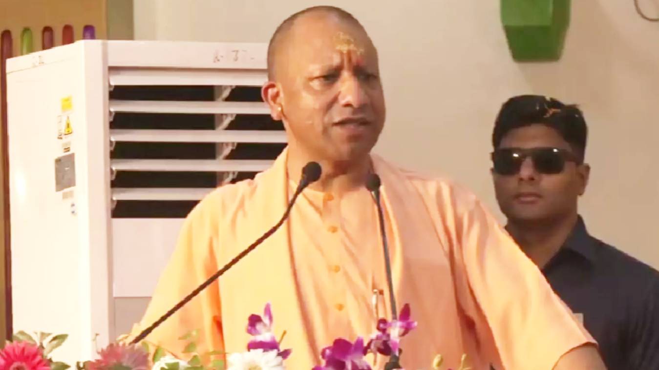 आतंकवाद ही बनेगा पाकिस्तान के अंत का कारण, हमारी सेना ने 24 के बदले 124 आतंकवादियों को मारा: सीएम योगी