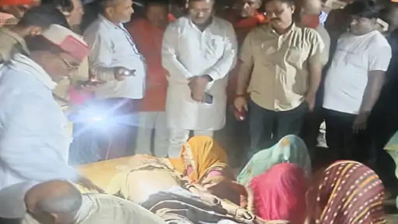 वाराणसी में आकाशीय बिजली गिरने से युवक की मौत, परिजनों में मचा कोहराम 