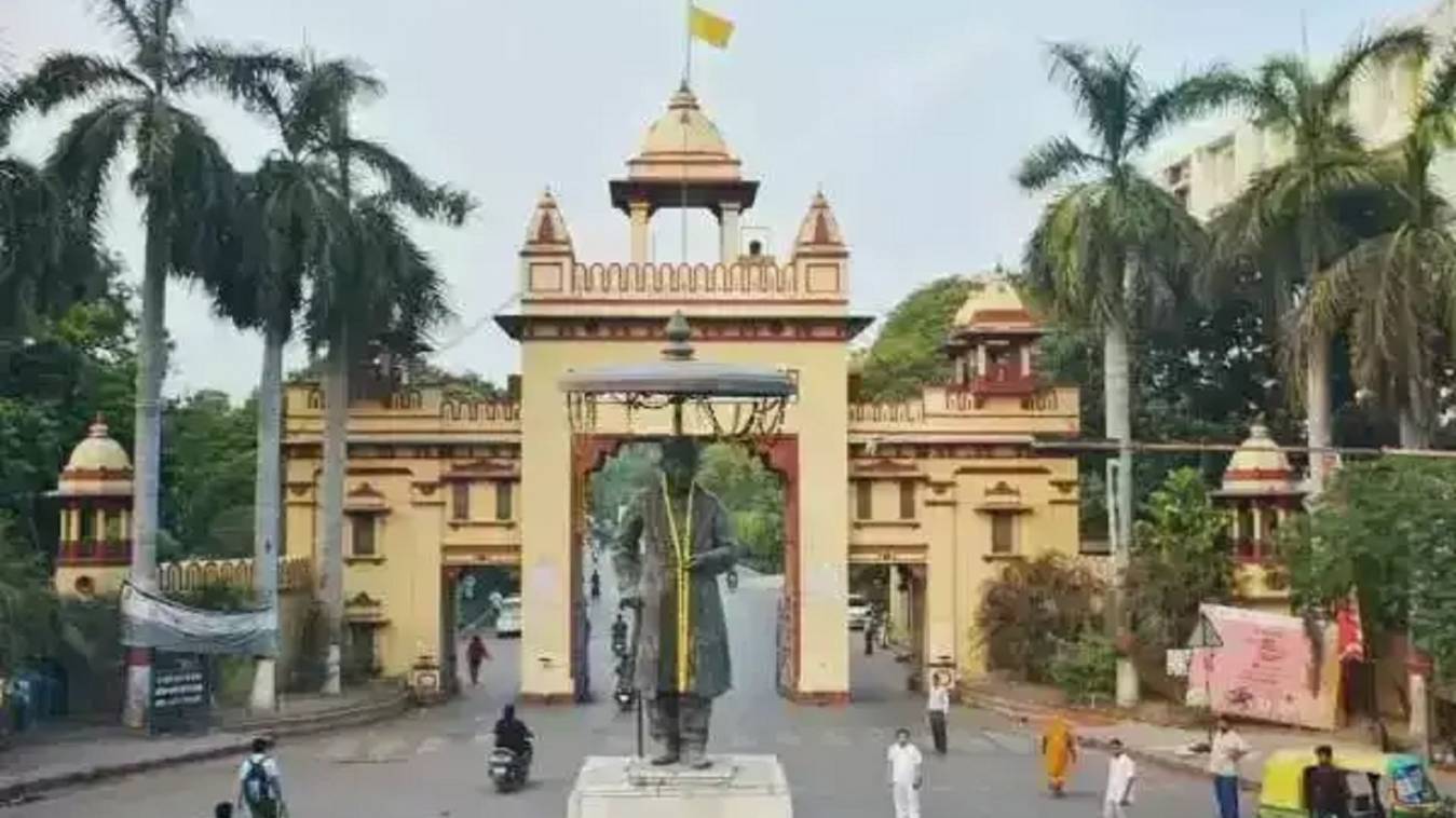  BHU Admission 2025: बीएचयू में पीजी प्रवेश की पहली मेरिट लिस्ट जारी, शरू हुआ सीट आवंटन, फीस भरने से पहले चेक करें योग्यता