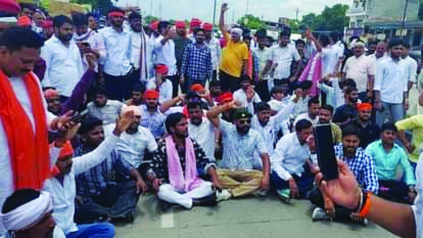 किसने घोला छितौना की आबोहवा में जातीय जहर !