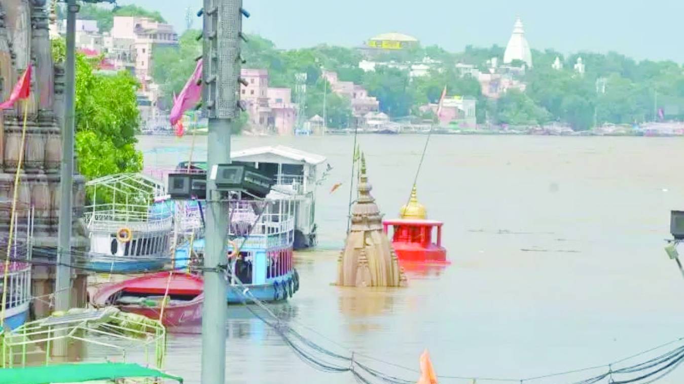 गंगा में बढ़ोतरी की थमी रफ्तार, दुश्वारियां अब भी बरकरार