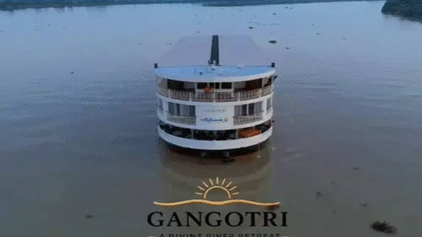  काशी में पहुंचा भव्य ‘गंगोत्री’ क्रूज, यात्रियों को मिलेगा 5 स्टार होटल जैसा अनुभव, जानें- खासियत