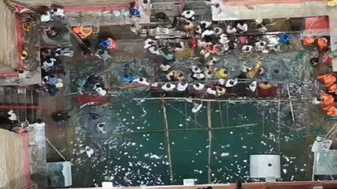 संतान प्राप्ति के लिए देश-विदेश से लोलार्क कुंड स्नान करने पहुंचे श्रद्धालु, 5 किमी लंबी कतार, आस्था और विश्वास से सराबोर दिखी काशी