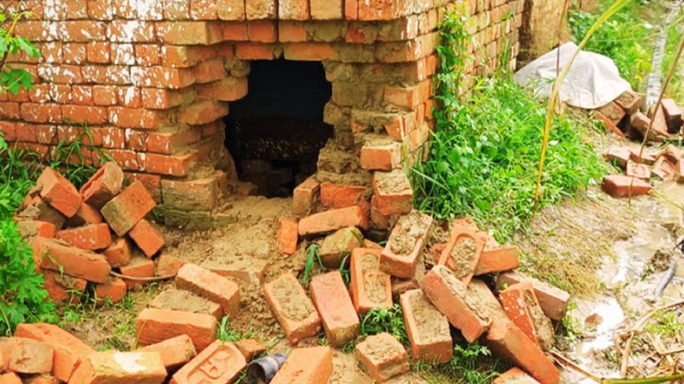 कपसेठी: दूध-छेना व्यवसाई के घर से 20 लाख की चोरी, सेंधमारी कर घर में घुसे थे चोर, पुलिस जांच में जुटी