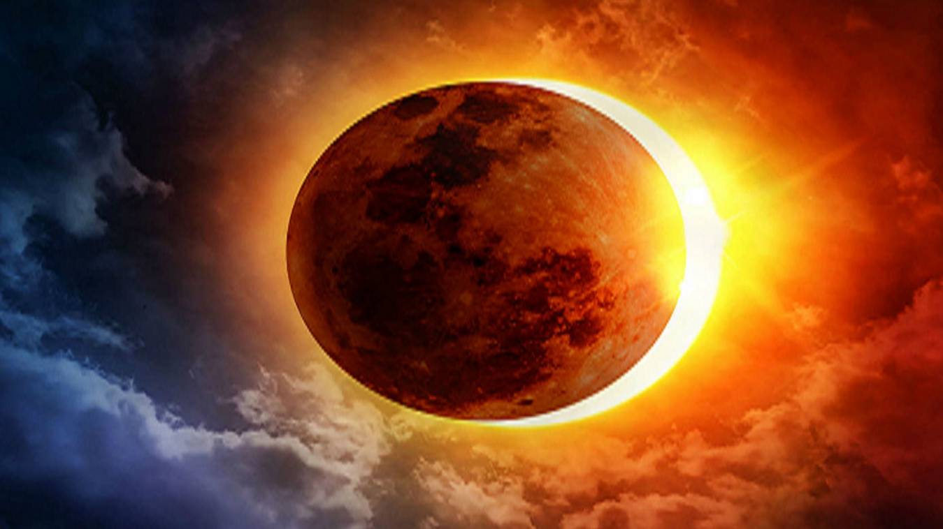 भारत में सूर्य ग्रहण रहेगा अदृश्य, मंदिरों के कपाट खुले रहेंगे, पितृपक्ष के अनुष्ठानों पर कोई प्रभाव नहीं