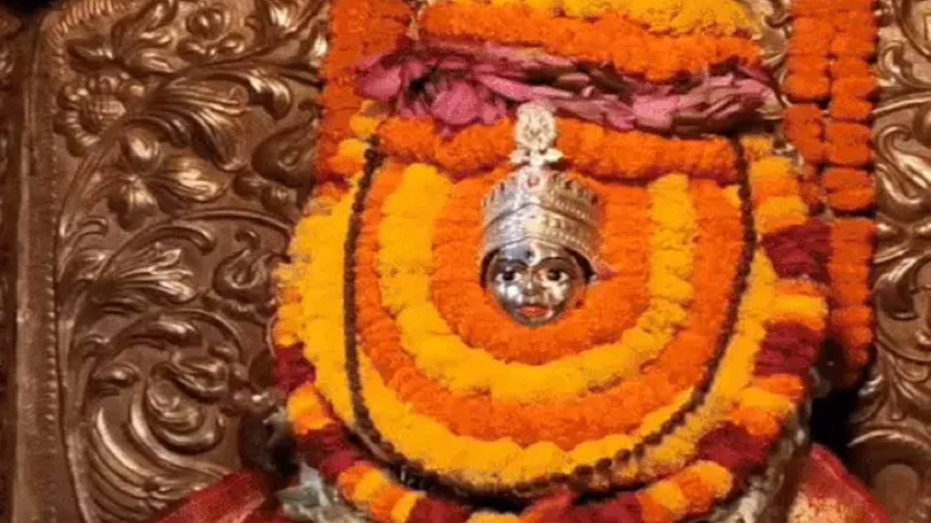 शारदीय नवरात्रि का आठवां दिन: महागौरी, मंगला गौरी और मां अन्नपूर्णा की पूजा,  जयकारों से गूंजा प्रांगण