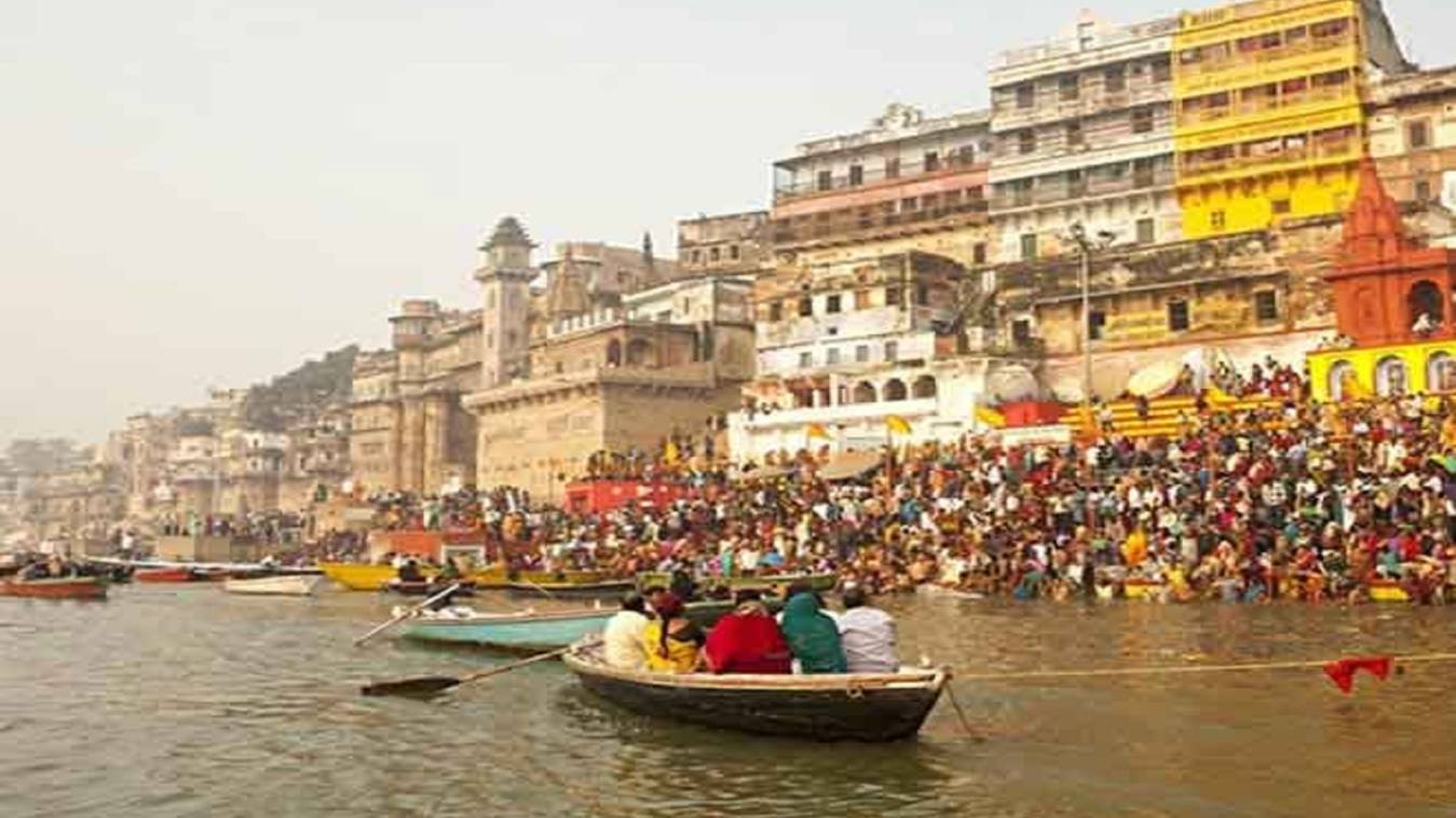 कार्तिक मास शुरू होते ही गंगा में लगने लगी पुण्य की डुबकी