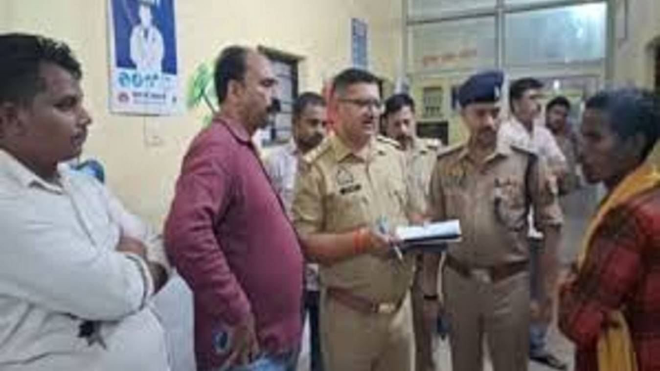 सोनभद्र में सनसनी: दामाद ने ममेरे ससुर की लाठी-डंडे से पीटकर की हत्या, खौफनाक मंजर देख सहमे लोग