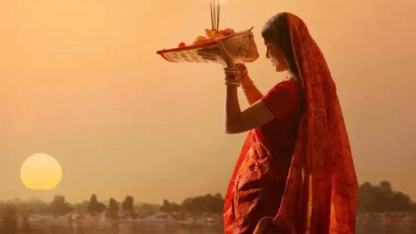 नहाय खाय के साथ शुरू हुआ सूर्योपासना का महापर्व 