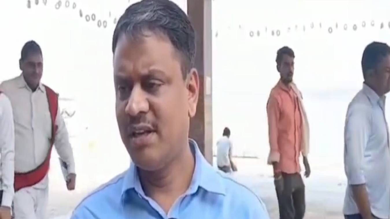 काशी में देव दीपावली की तैयारी पूर्ण, प्रशासन ने संभाली कमान