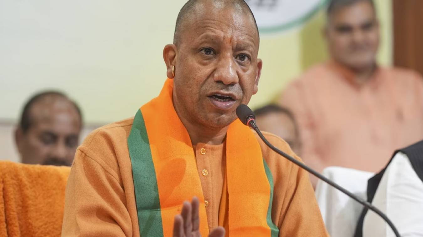 मुख्यमंत्री का कड़ा रुख : अवैध घुसपैठियों पर त्वरित कार्रवाई के निर्देश, हर जिले में बनेगा अस्थायी डिटेंशन सेंटर